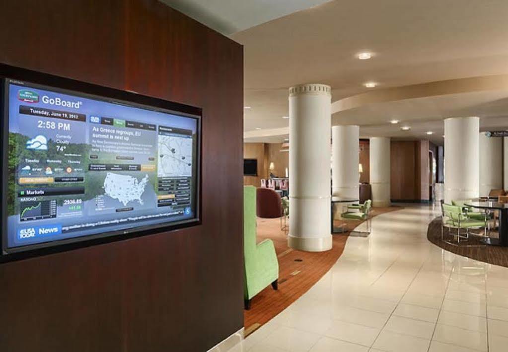 Courtyard Lancaster Hotel Exterior photo